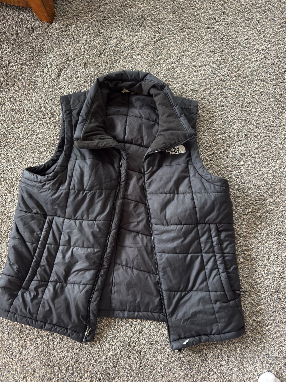 The North Face Black Quilted Insulated Men's Vest